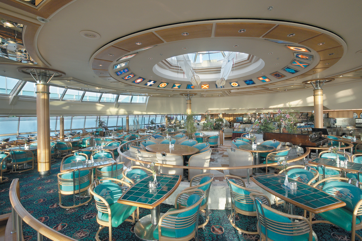 MyCruise Royal-Caribbean-Cruise-Line Vision-of-the-Seas Offentlige-arealer Barer-lounger-atrium3